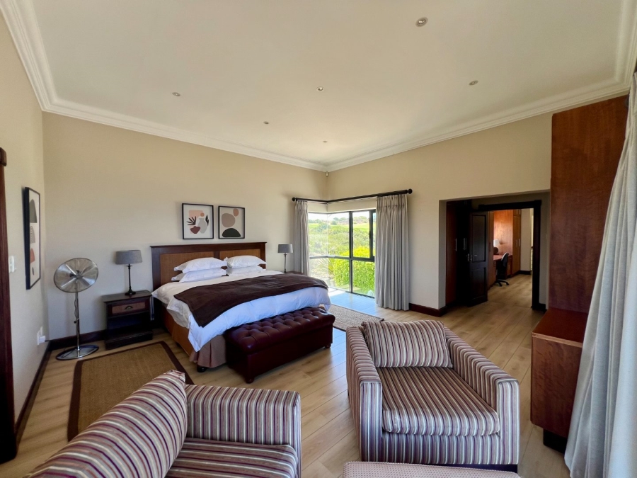 5 Bedroom Property for Sale in Oubaai Western Cape